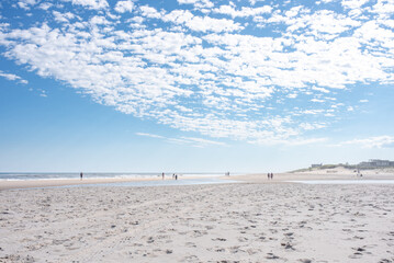 Social distancing at the beach