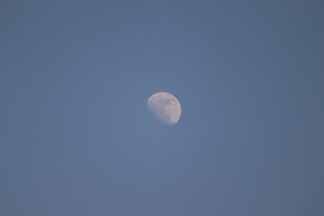 moon in daylight