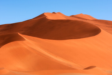 Fototapeta na wymiar Huge sand dunes of Namib desert 