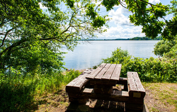 Picknicktisch, Alte Ziegelei am Achterwisch, Schlei, Schleswig-Holstein