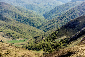 Fototapeta premium Svydovets ridge in spring