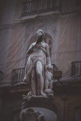 Fototapeta premium Estatua mujer