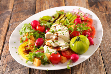 tomato salad with mozzarella and basil
