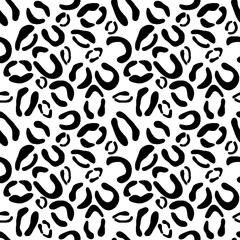 Seamless leopard pattern. Vector.