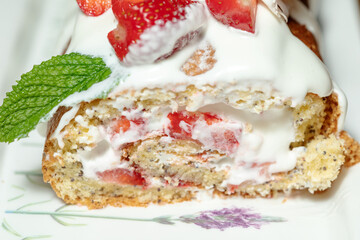 Swiss roll cake with fruit