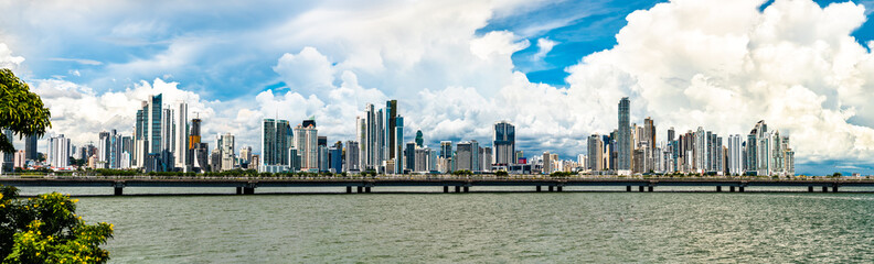 Naklejka premium Skyline of Panama City