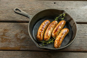 スキレットで作るアウトドアの朝食　 delicious breakfast 