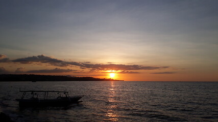 Fototapeta na wymiar Sunset at Saliper Ate Beach