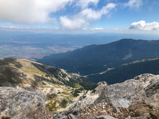 Hiking Vihren, the highest peak of Pirin mountains in Bulgaria