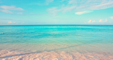 Obraz premium Caribbean sea and blue sky. Travel background.