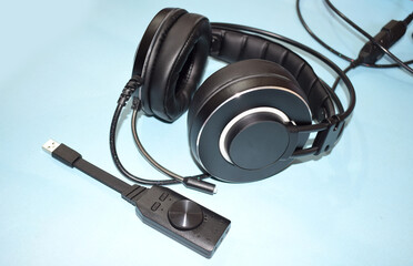 Gaming headphone with external sound card 