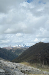 Fototapeta premium beautiful landscape on the roads of peru 