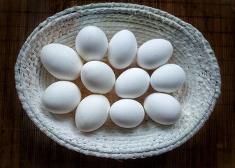 Huevos blancos