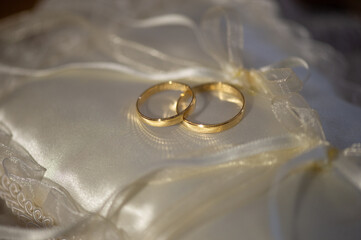 pretty rings for weddings