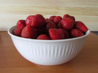 bowl of strawberries
