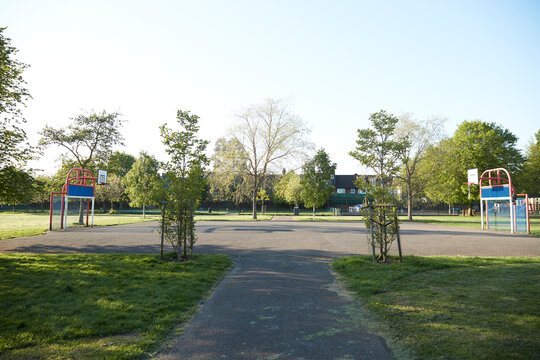 UK, England, London, Empty basketball court in?Colliers Wood