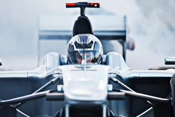 Crédence de cuisine en verre imprimé F1 Voiture de course roulant sur piste