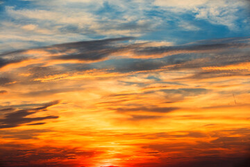 Naklejka na ściany i meble Colorful sunset sky