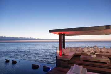 Cabana and infinity pool overlooking ocean