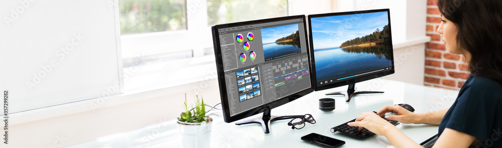 Poster Video Editor Using Software For Edit