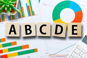 アルファベットABCDEとグラフ
