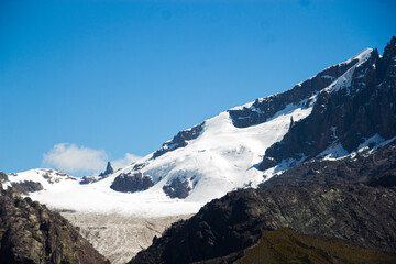 Fototapeta na wymiar Peruvian snowy