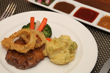 tenderloin beef with sauce and mash potato