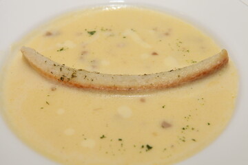 chicken soup with bread