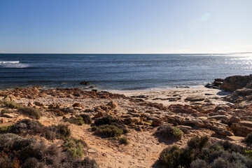 Fototapeta na wymiar The surf and bay at Cactus Beach, World renown surfing spot, South Australia