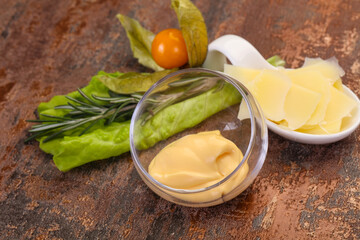 Cheese sauce in the bowl