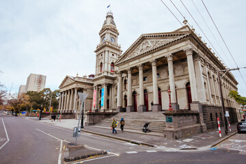 Fitzroy Town Hall in Fitzroy Melbourne Australia - obrazy, fototapety, plakaty