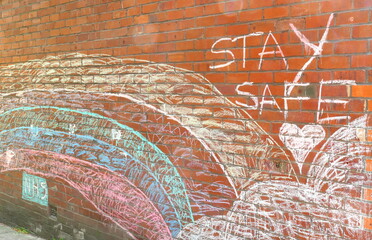 nhs, Rainbow drawing on house wall thanking the UK NHS for their hard work during the Covid pandemic