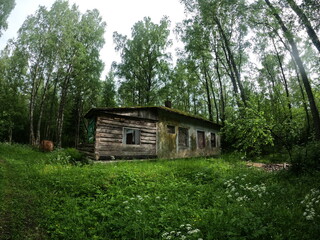 Obraz premium old abandoned house
