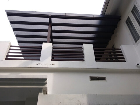 Patio Roof On A White House