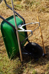 Carretilla en huerta