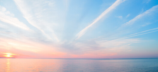 Fototapeta na wymiar Sea horizon, dawn, panoramic view, delicate pastel colors