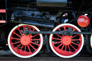 Fototapeta na wymiar Wheels of an old train