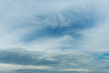 Obraz premium The sky before thunderstorm. Gray clouds.