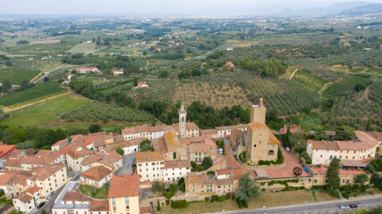 Fototapeta na wymiar aerial view of the town of vinci florence toacana