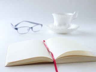 読書・ティータイム　イメージ