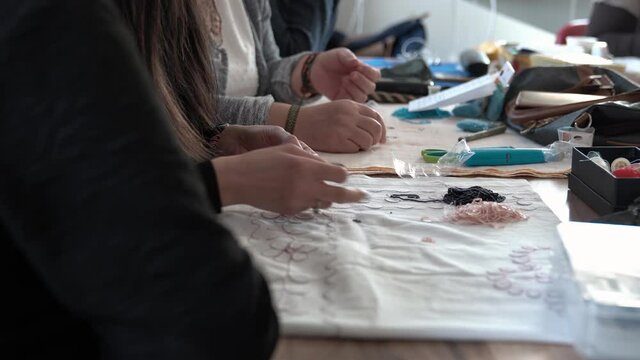 Craft education course for adults,female students in  education.Content for news purposes
