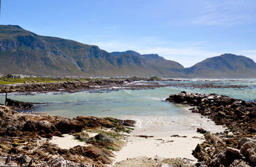 K&uuml;stenlandschaft Boulders Beach, geh&ouml;rt zu  Simons Stadt auf der Kaphalbinsel.