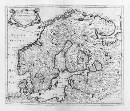 Old map of  Scandinavia and Northen Europe - From an 1656 Atlas of Geography from P. du Val - France (Private collection)
