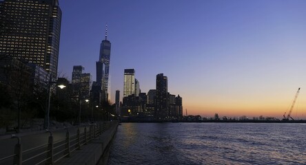 new york city skyline at sunset