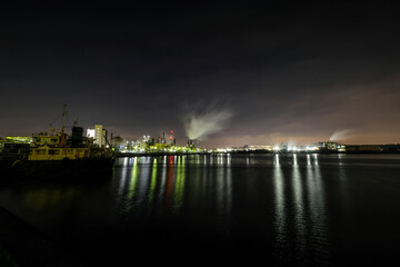 Fototapeta na wymiar 神奈川県川崎の工場夜景