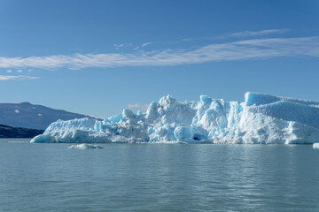 Icerbergs floating