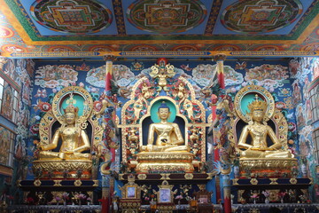 Fototapeta na wymiar buddha statue in wat phra kaew
