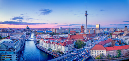 panoramic view at cental berlin while sunset - obrazy, fototapety, plakaty