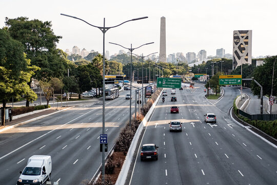 Avenida 23 de Maio. S&atilde;o Paulo. Parque Ibirapuera