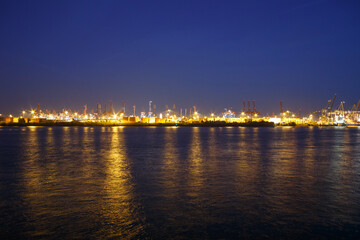 Fototapeta na wymiar Hamburg Harbor Skyline